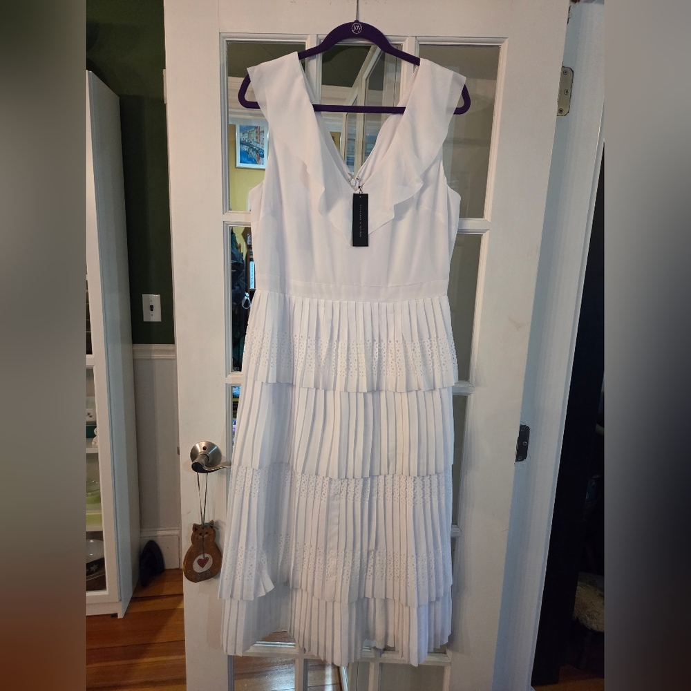 Banana Republic White Sleeveless Tiered Midi Dress - Size 12 - Picture 6 of 11
